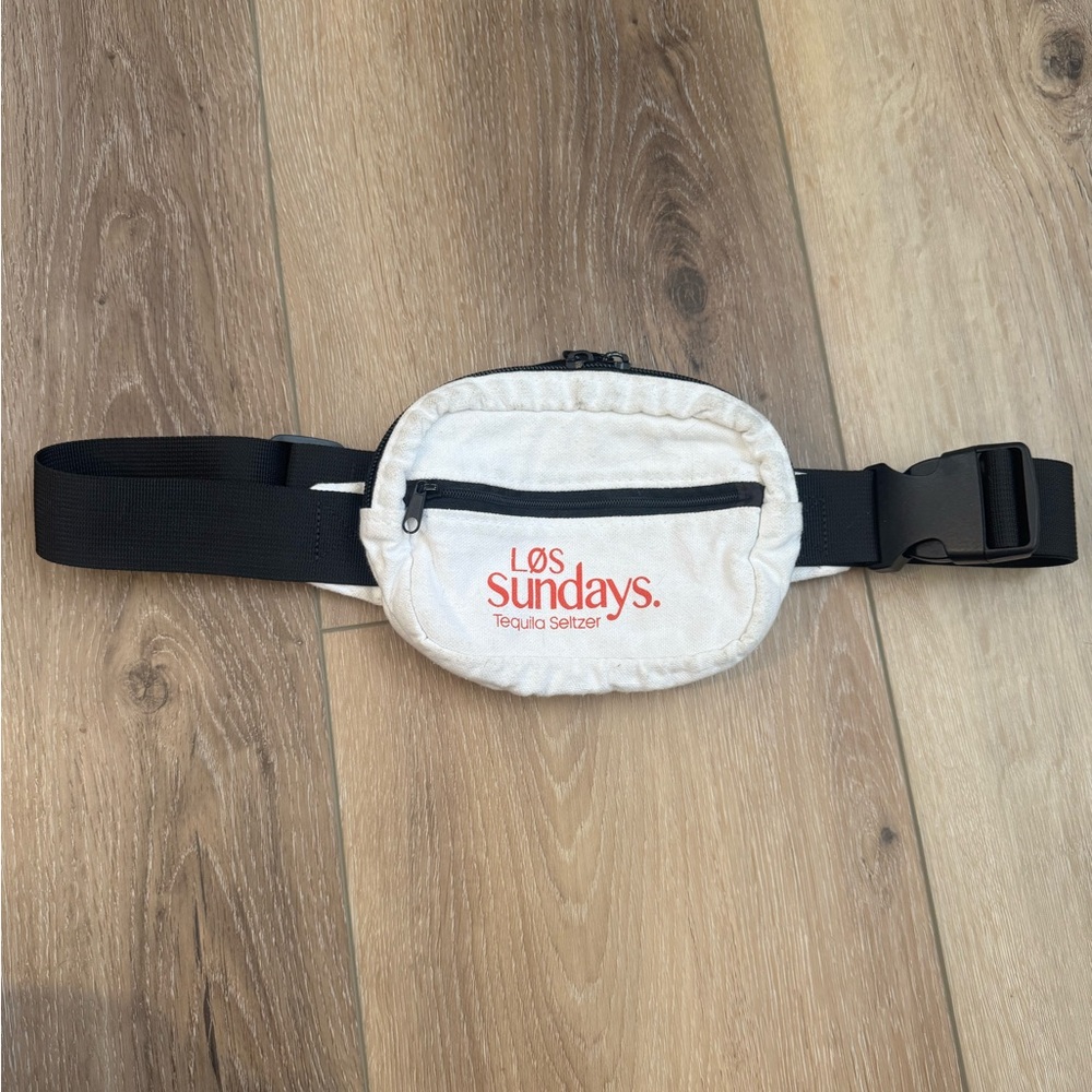 Los Sundays Fanny Pank Black Belt Bag